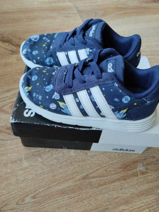 Adidasy chłopięce