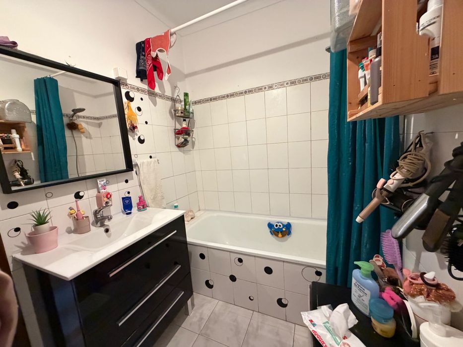 Apartamento T2 com Varanda Carregado