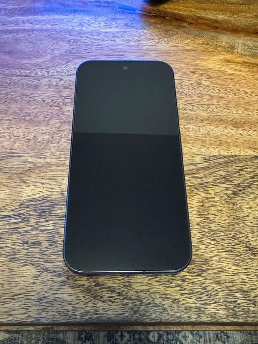 Google Pixel 9 Pro zamienię na inny z podobnymi parametrami.