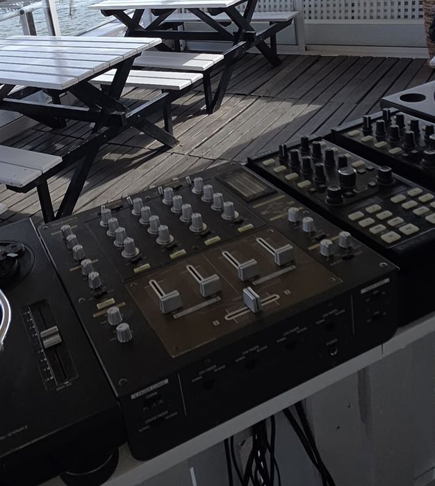 TECHNICS SH-MZ1200 mesa de mistura Dj