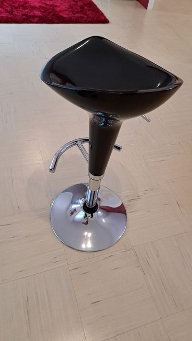 Banco alto de refeição