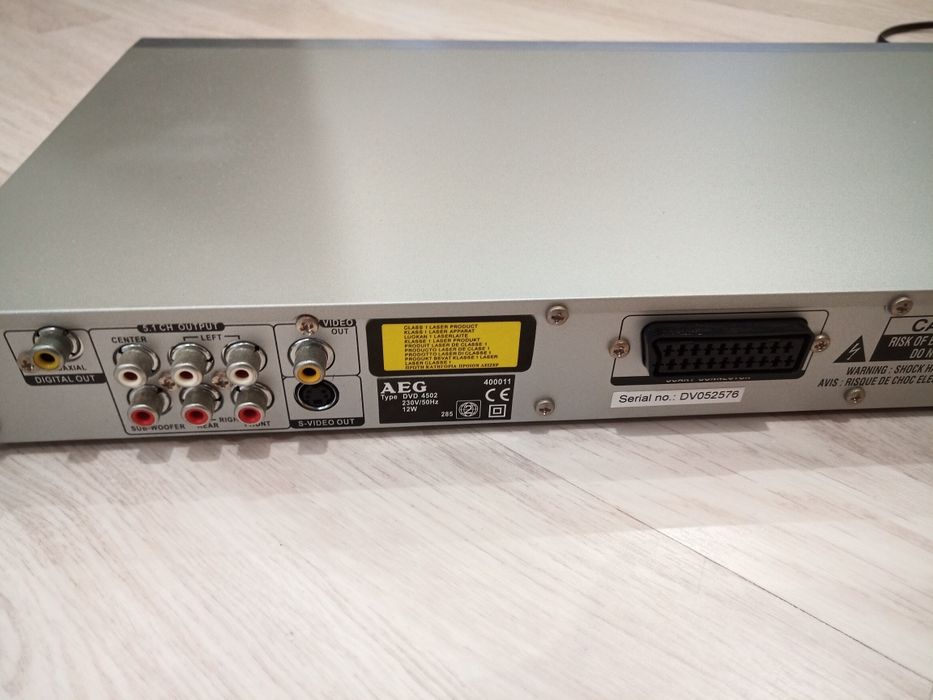 Leitor de DVD AEG para peças/reparação