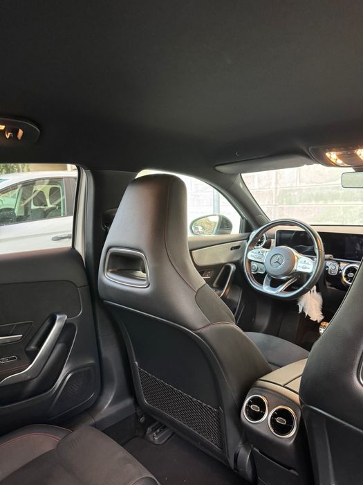 Mercedes-Benz A180 AMG LINE AUT.