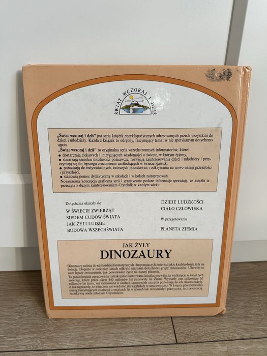 Jak żyły dinozaury książka UNIKAT