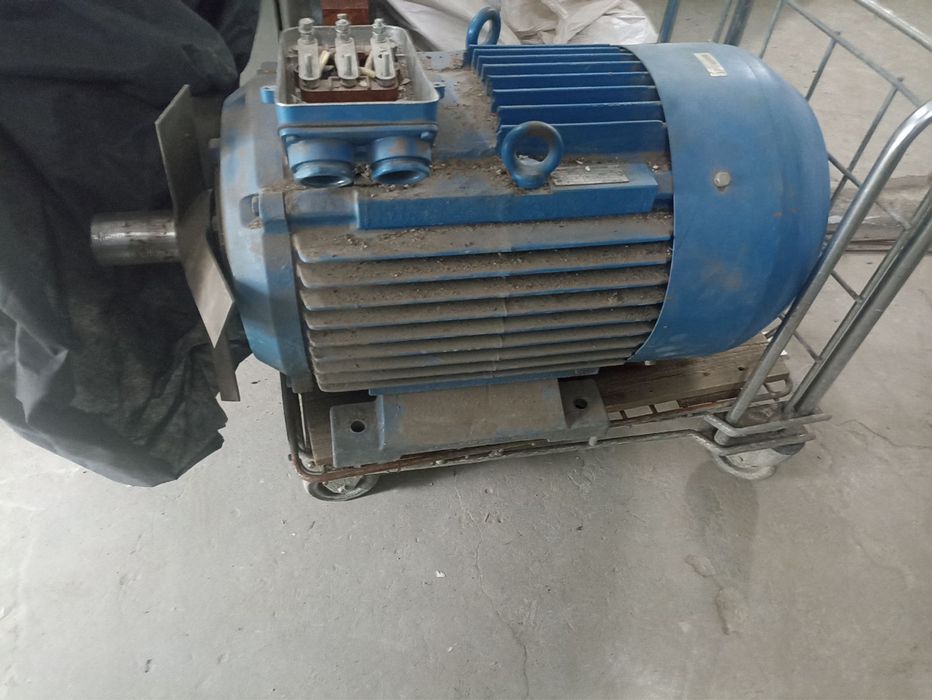 Электродаигатель 30 квт 700 оборотов електродвигун