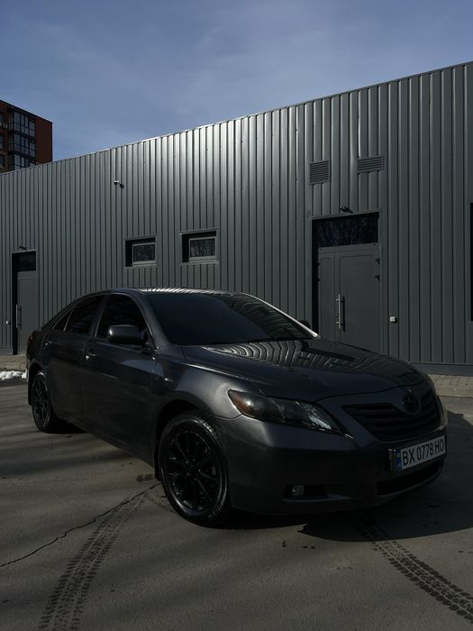 Продам Toyota Camry 40