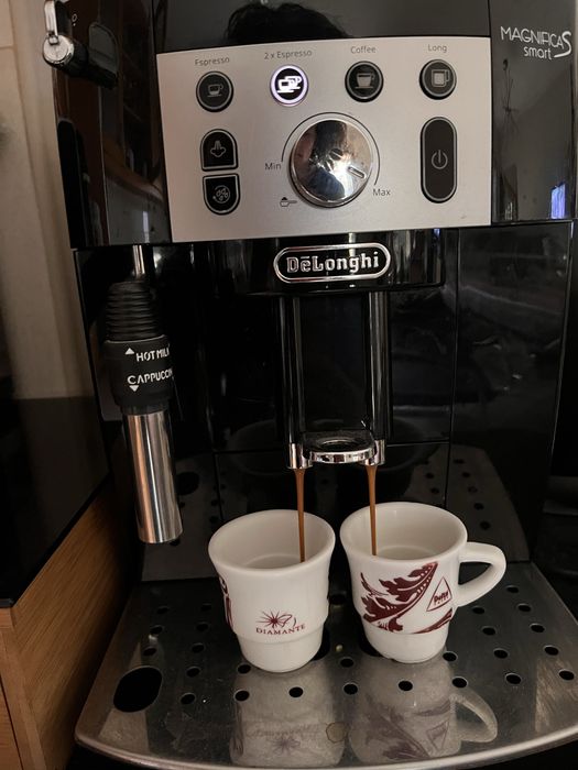Maquina cafe Delonghi Magnifica S Smart