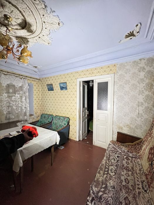 В продажу 3 к будинок на 13 лінії, землі - 6 соток