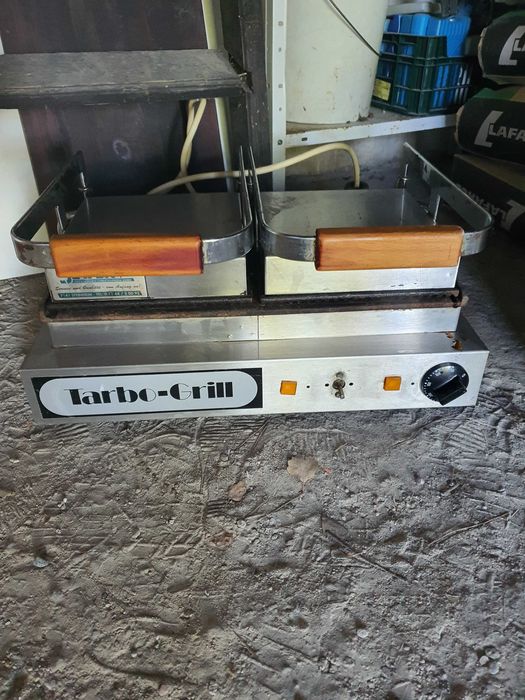 Grill elektryczny kebab