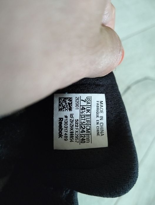 Жіночі красовки Reebok37.5р.24см нові