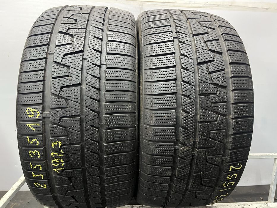 255/35/19 Aplus A702