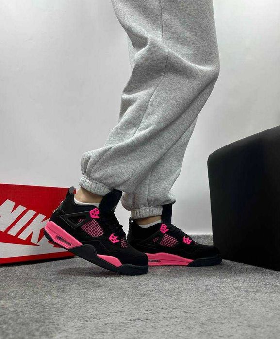 Женские кроссовки Nike Jordan 4 "Black Pink" Размеры 36-41