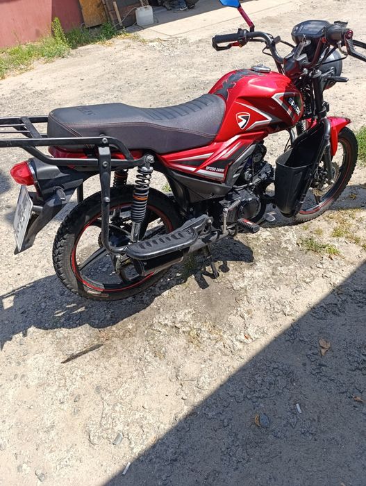 Продам мотоцикл Спарк 125 кубов