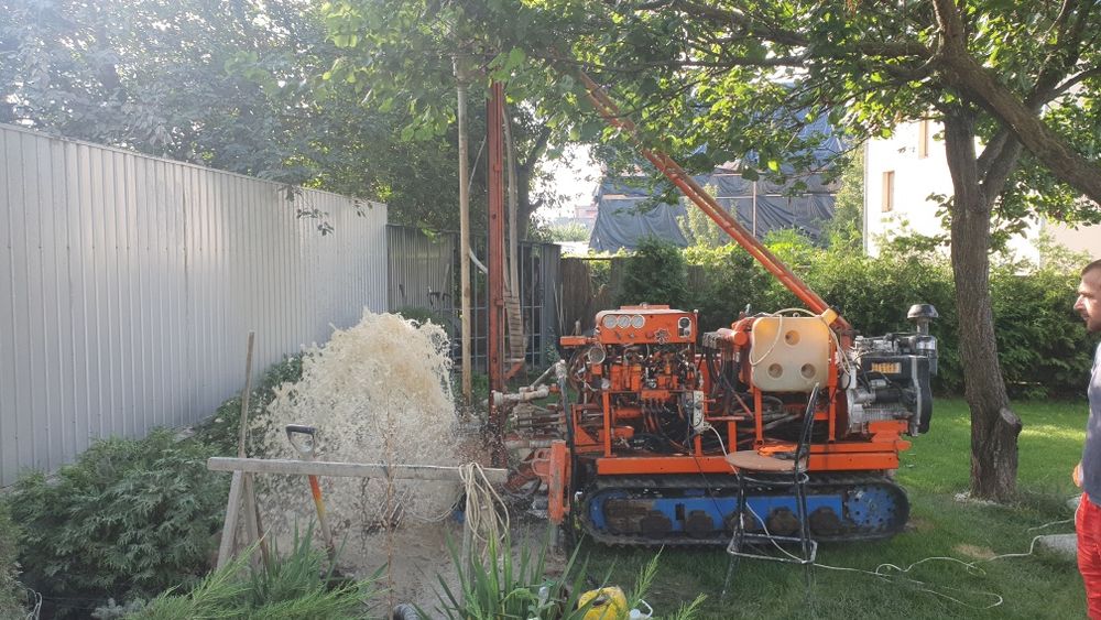 Буріння свердловин на воду камені граніті малогабаритн бурение скважин