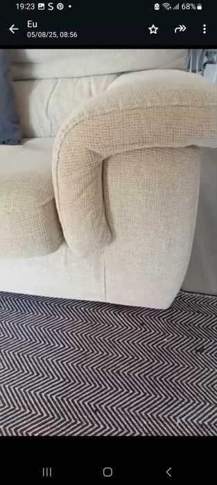 2 Sofás - 1 de 2 lugares e 1 de 3 lugares