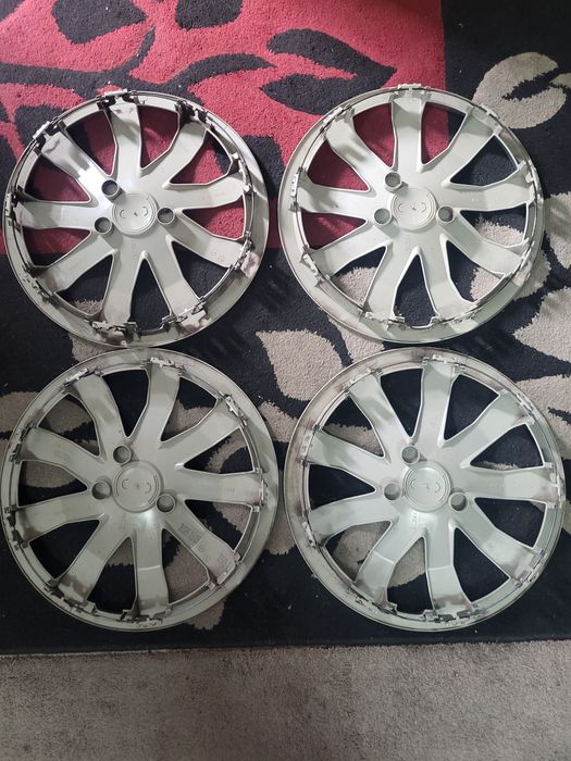 Oryginalne kołpaki Audi 15 cali nr katalogowy  82A 601 147