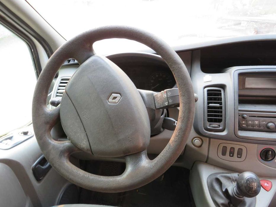 Renault Trafic 2.0DCi de 2014 - Peças Usadas