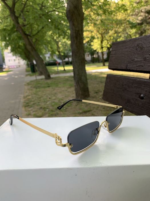 Stylowe okulary przeciwsłoneczne – nowe