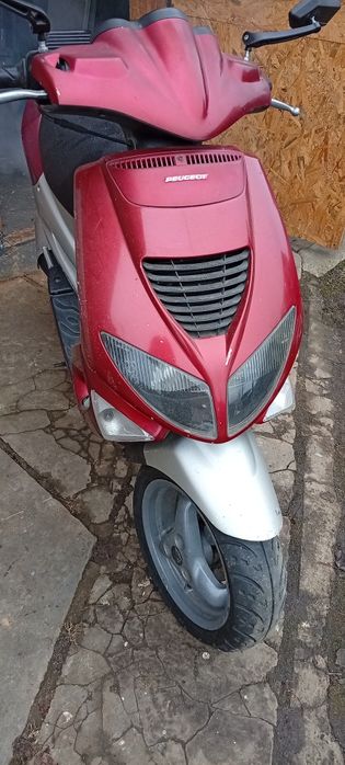 Скутер Peugeot  50cc