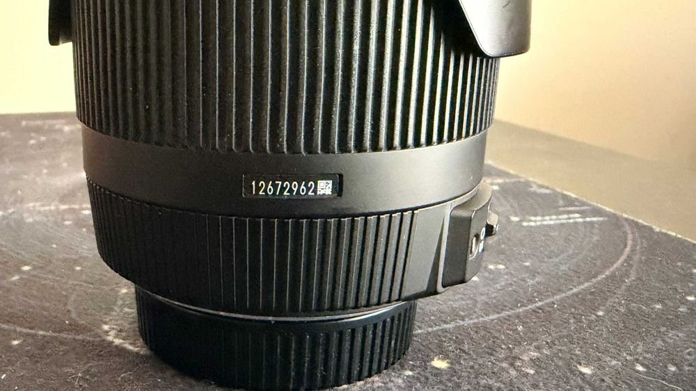 Objetiva Sigma 18-200 mm f/3.5-6.3 DC OS HSM II para Nikon