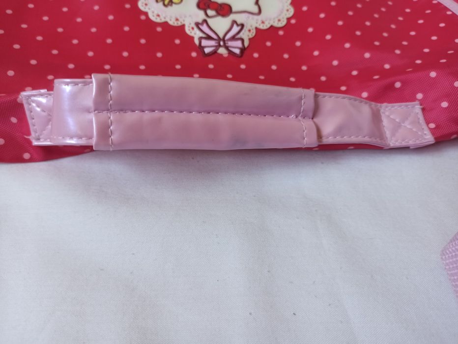 Mochila tiracolo rosa Hello Kitty