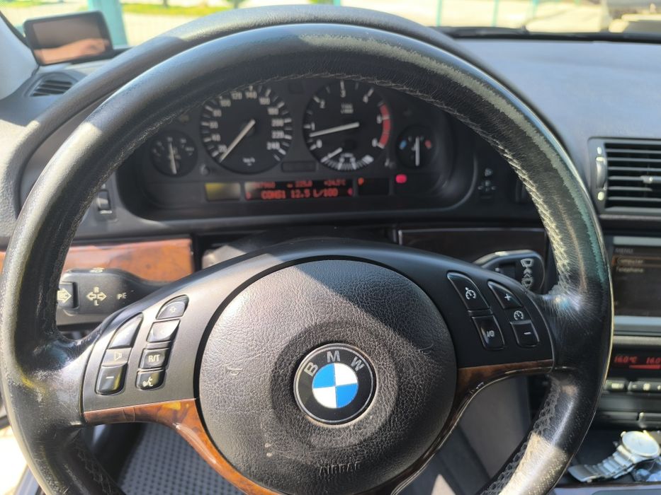 BMW E39,3л дизель автомат 2003