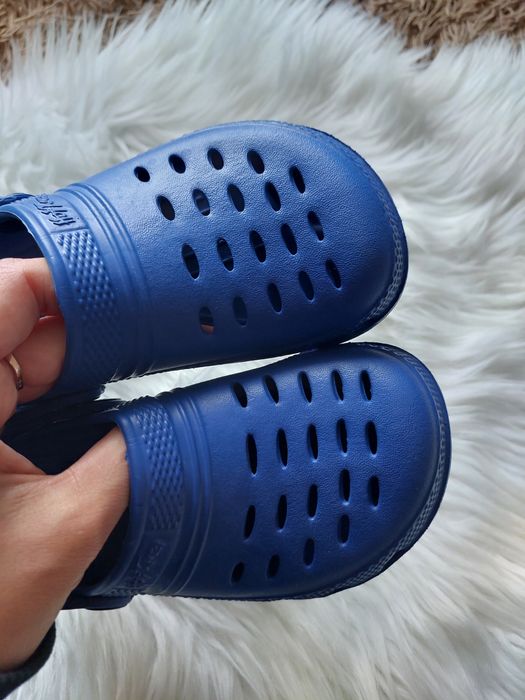 Дитячі сабо (крокси) бренду Hot Tuna .27р