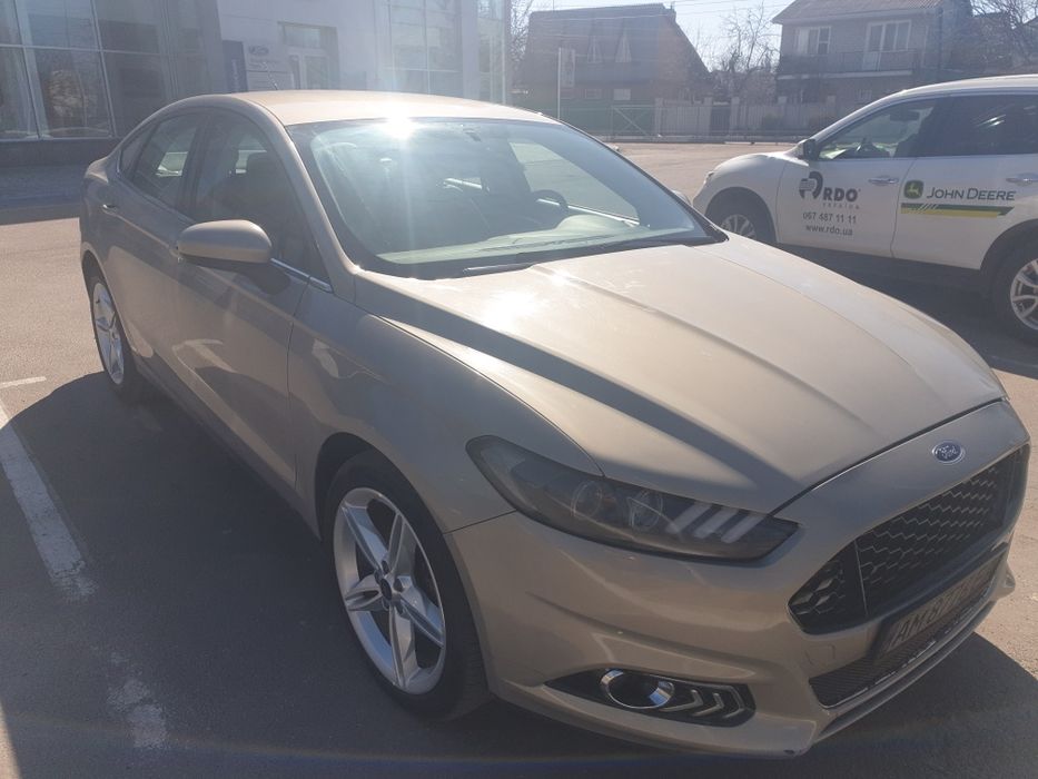 Цена снижена!Ford Fusion SE2015,2.5 ГБО, 179т.км пробег,2комплекта рез