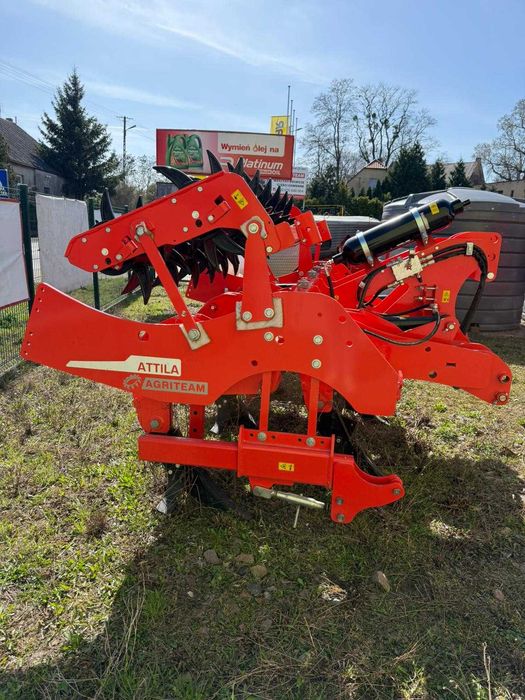 Głębosz pług dłutowy ATTILA 250/5 HYDRO Maschio Gaspardo od ręki