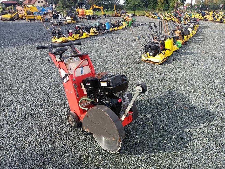 Przecinarka jezdna piła beton asfalt HUSQVARNA FS 400 LV nr.929 wolf