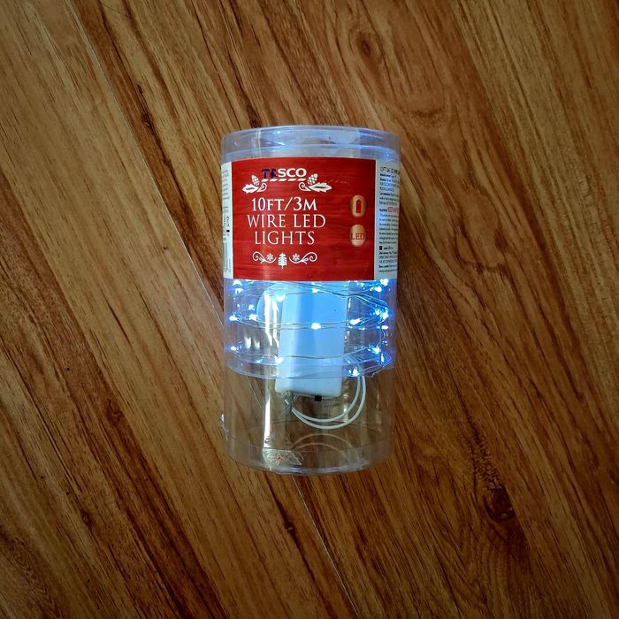 Lampki LED na baterie długość 3m marki Tesco