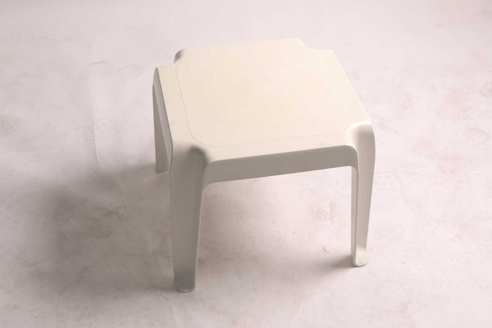 Mesa de apoio às cadeiras de esplanada - Qtd. 10 Und.