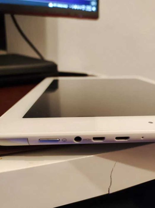 Tablet com Teclado Portátil