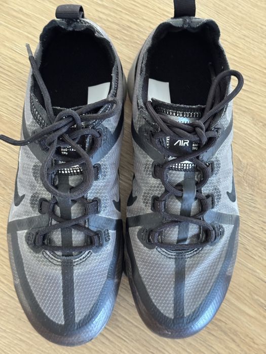 Кросівки Nike 37,5