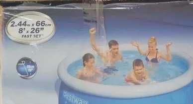 Piscina insuflável Bestway 244 cm x 66 cm