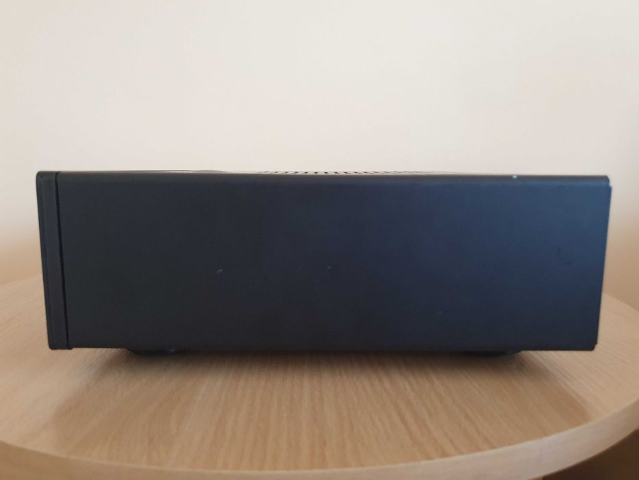 Cambridge Audio Azur 650A