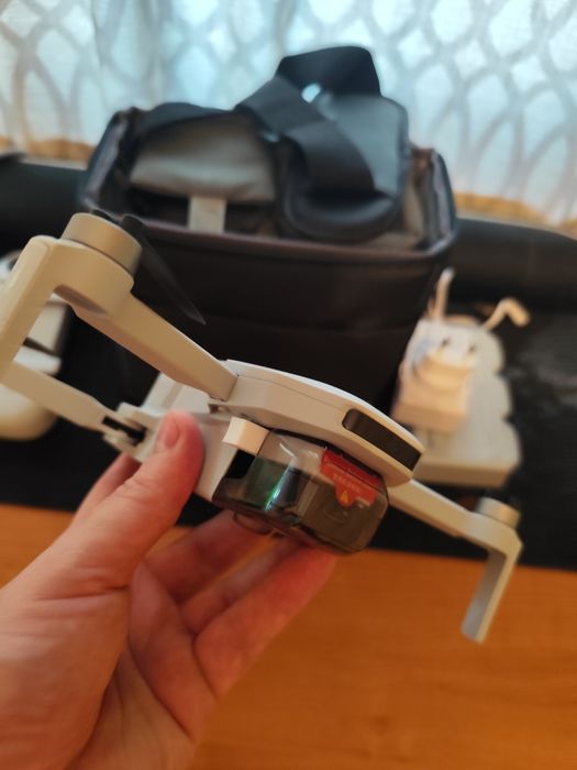 mini dron Potensic ATOM