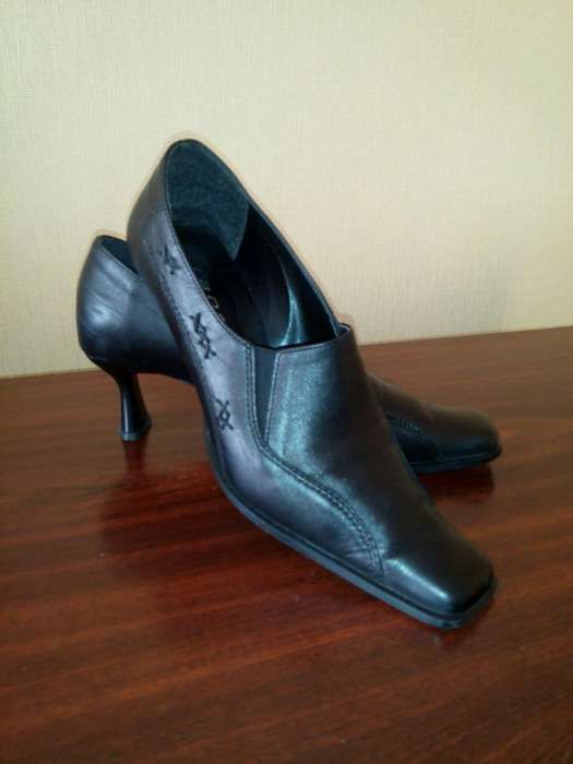 Женские туфли