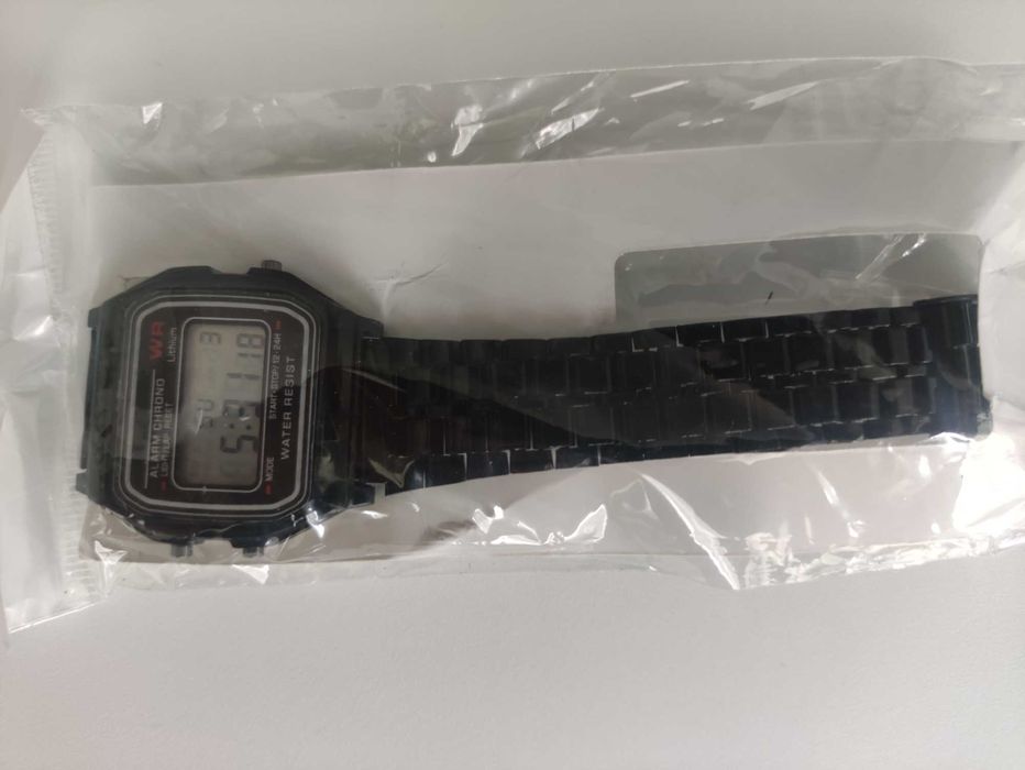 Годинник у Ретро стилі casio f91w з металевим браслетом