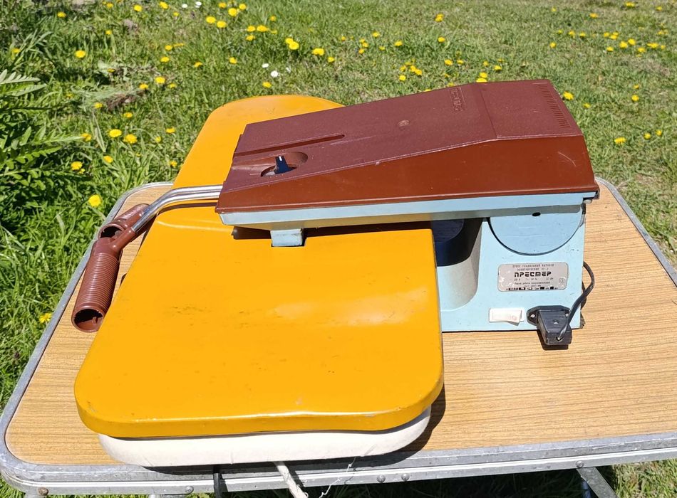 Prasowalnica PRL elektryczna