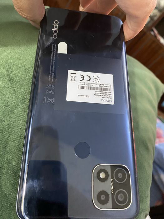 Телефон Oppo 15 .