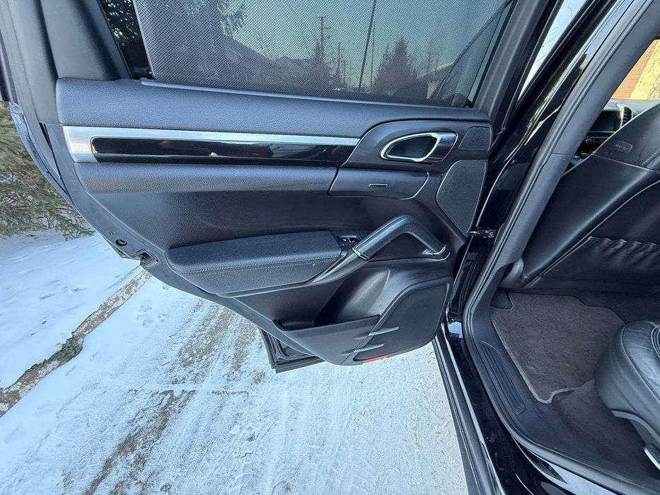 Porsche Cayenne 2012 3.6бензин