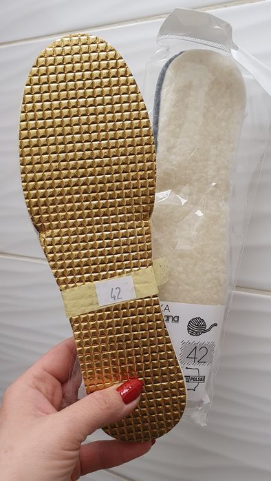 Wkładki do butów obuwia owcza wełna filc ciepłe zimowe Thermo pazłotko