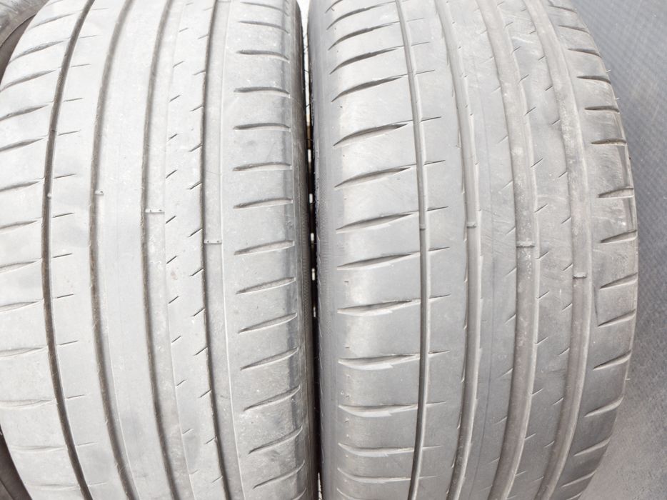 Michelin Pilot Sport 4 225/45/18 91W