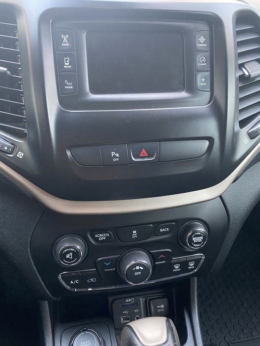 Jeep Cherokee sport ПДВ