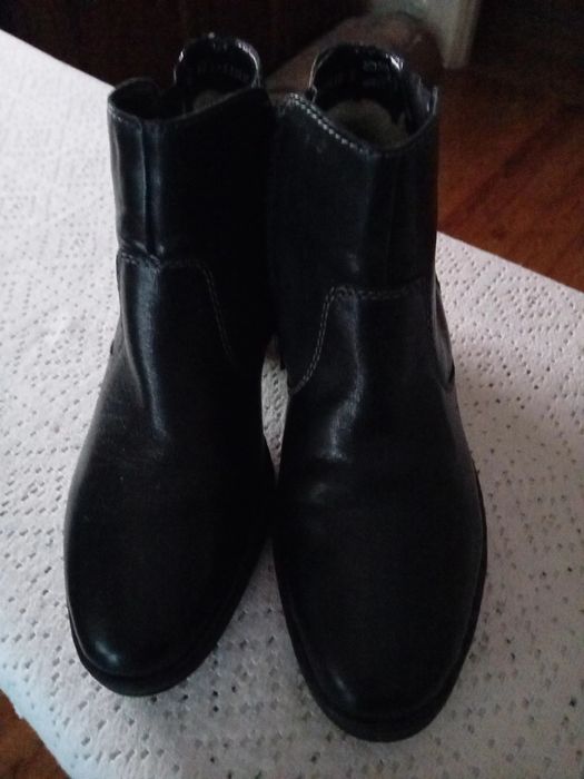 Prawie nowe buty