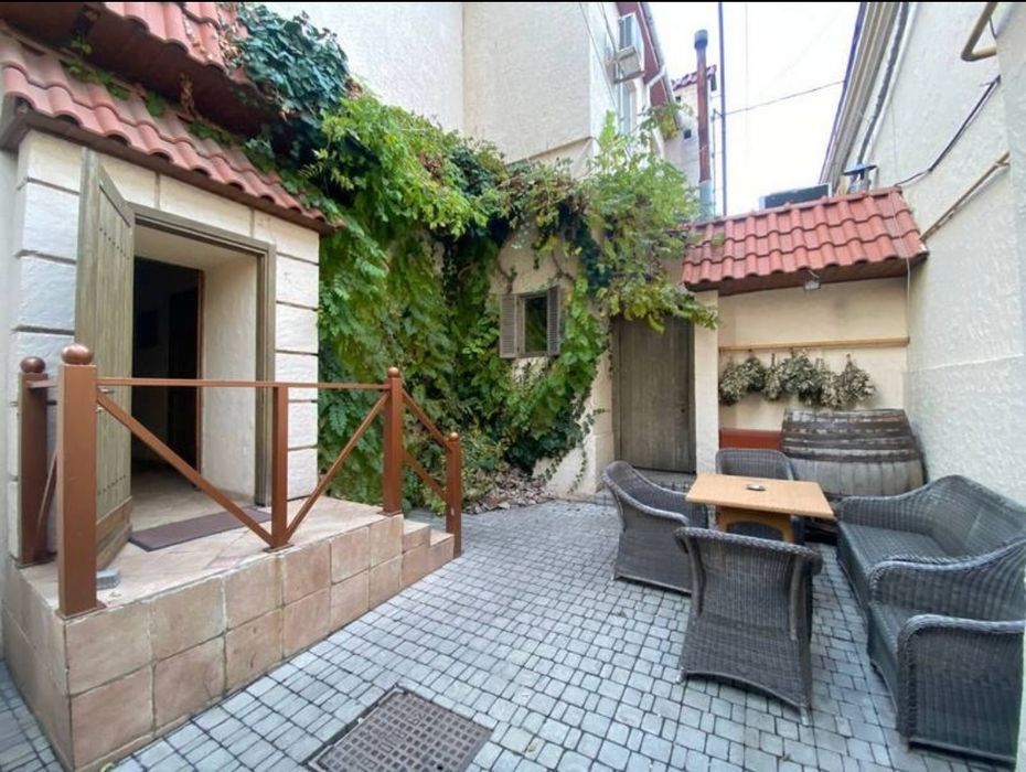 Дом с бассейном трасса здоровья 16я фонтана.на новый год пишите