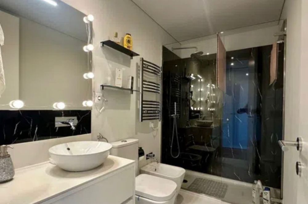 Aluga-Se Quarto!  - Porto