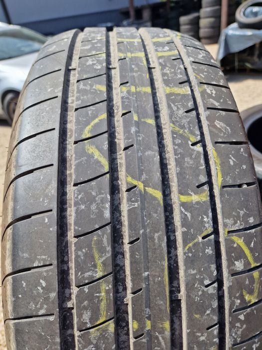 Opony letnie Goodyear 235/60 R18
