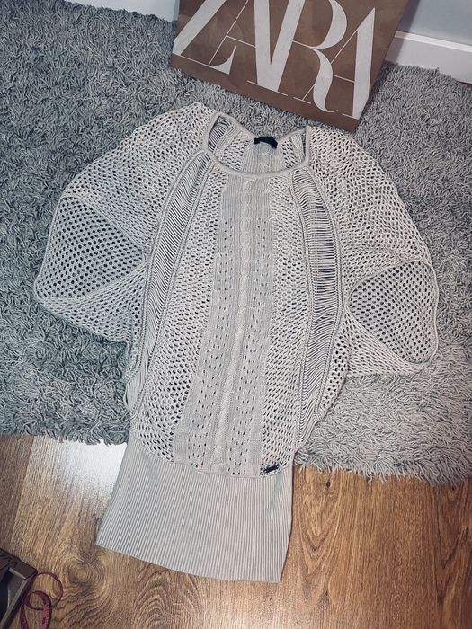 Bezowa narzutka damska guess xs